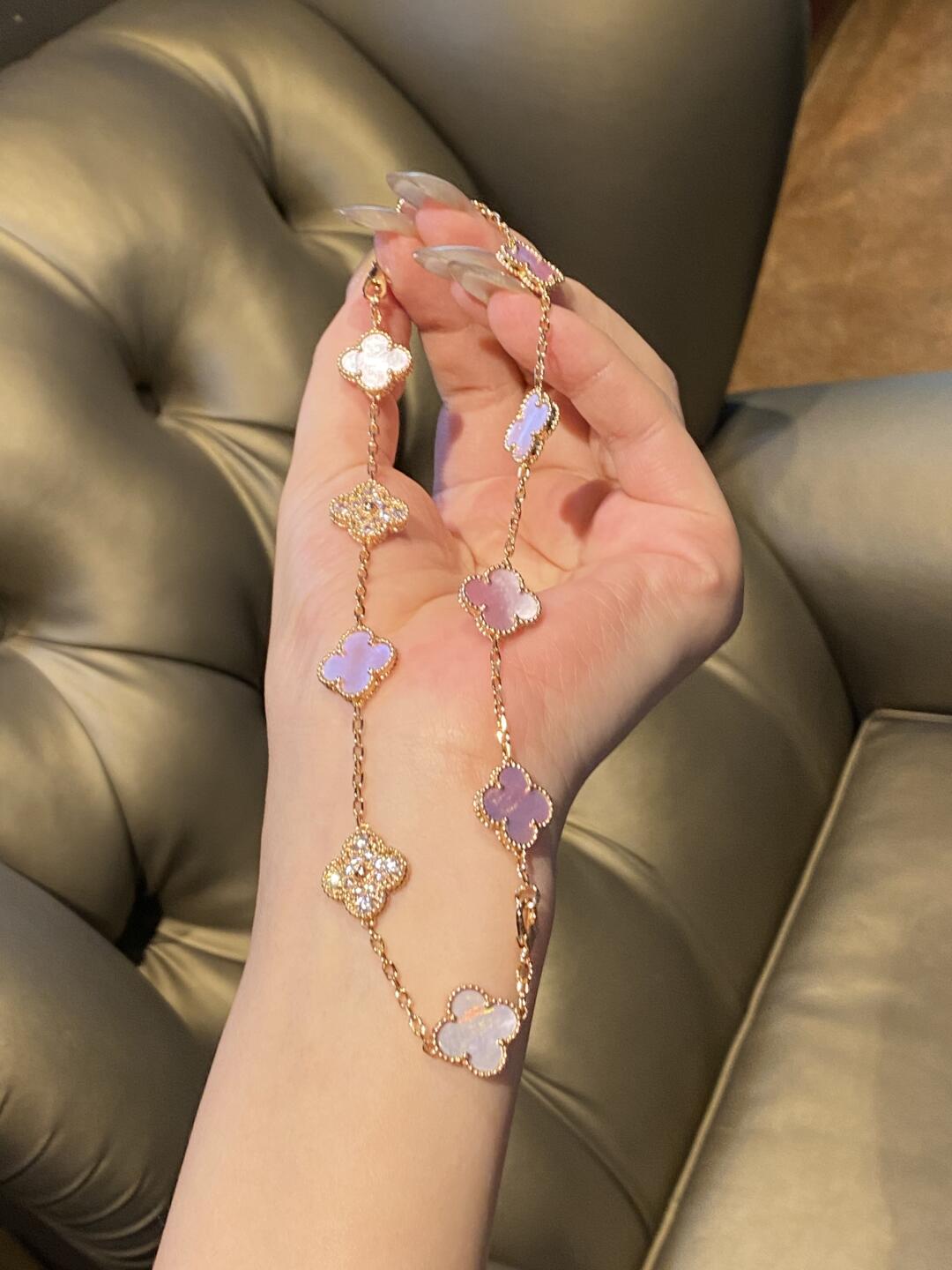 [Love's Uplift]CLOVER 10 MOTIFS DIAMOND PINK MOP NECKLACE