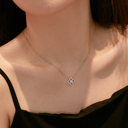 [Love's Uplift]Exquisite Flower Shape Princess Cut Necklace