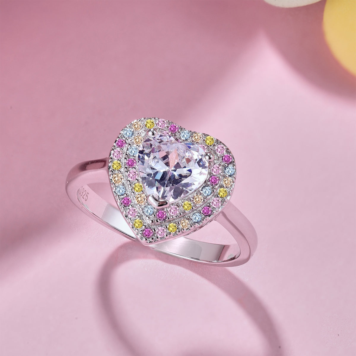 [Love's Uplift]Delicate Ebullient Heart Shape Wedding Ring