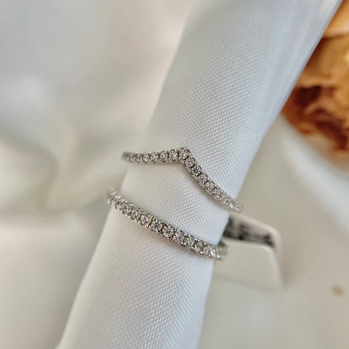 [Love's Uplift]Elaborate Tennis Band Ring