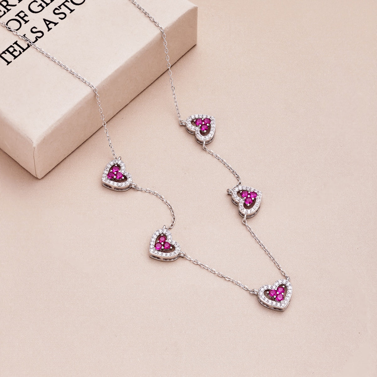 [Love's Uplift]Sparkling Five Heart Necklace