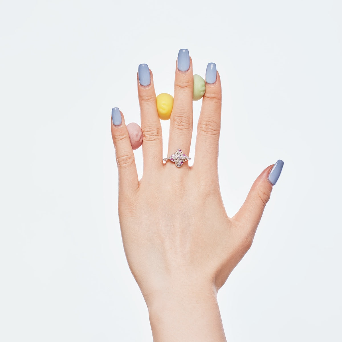 [Love's Uplift]Luxurious Colorful Flower Shape Banquet Ring