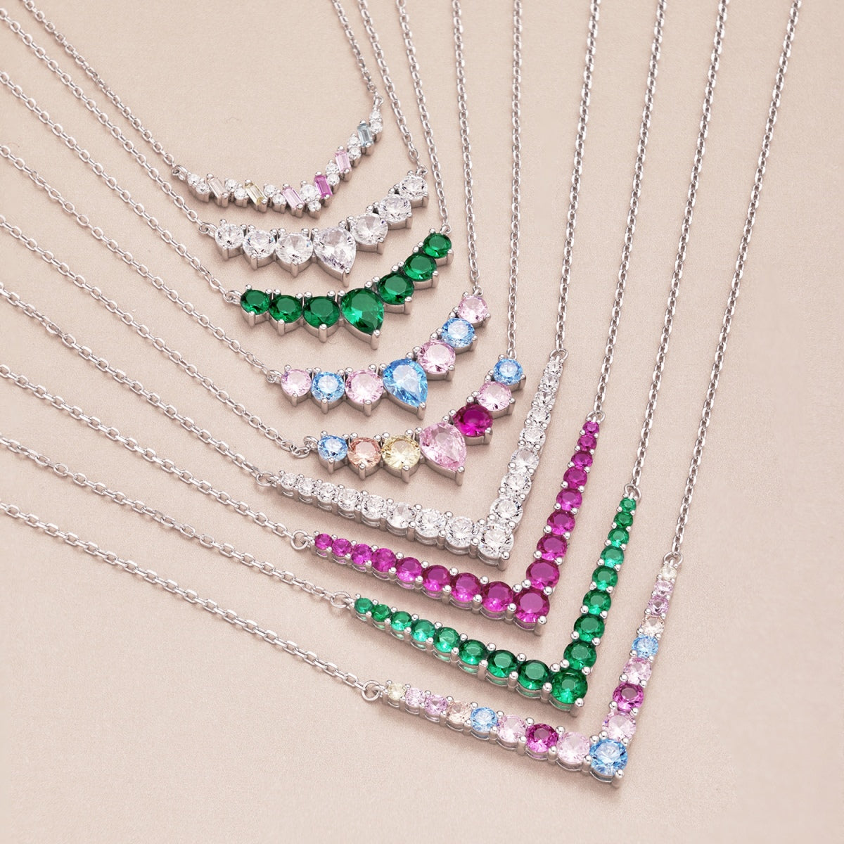 [Love's Uplift]Ornate Round Cut Necklace