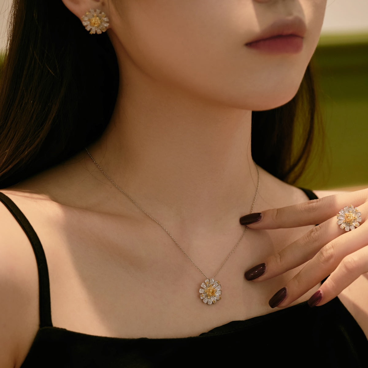 [Love's Uplift]Exquisite Daisy Necklace