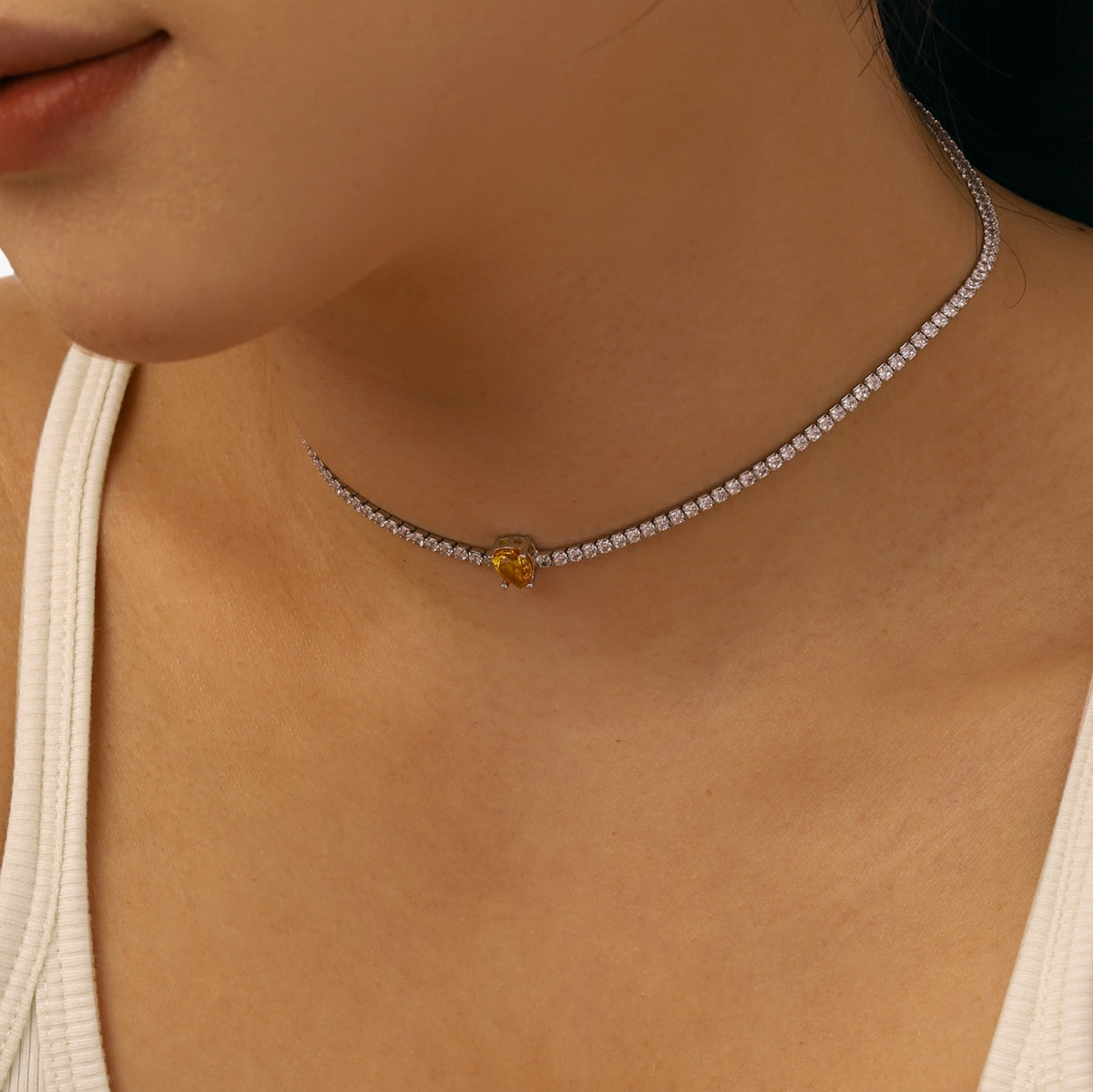 [Love's Uplift]1.0 carat Unique Pear Cut Tennis Necklace