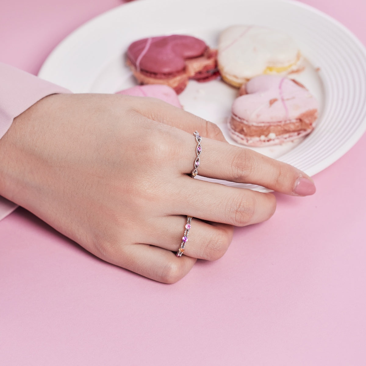[Love's Uplift]Elegant Energetic Round Cut Daily Ring