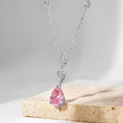 [Love's Uplift]Dazzling Pear Cut Necklace