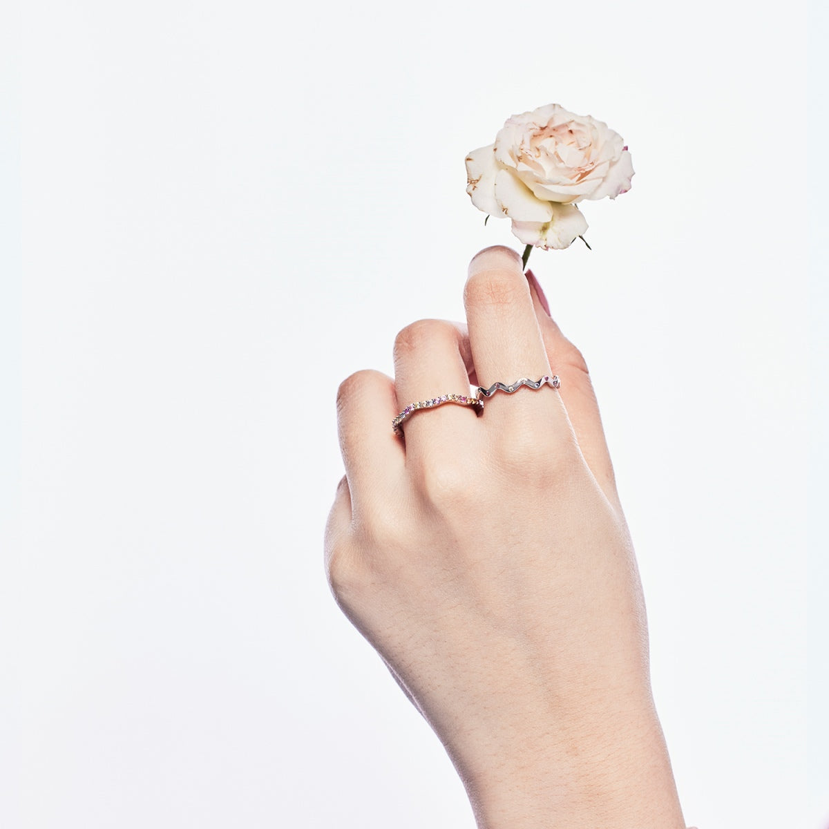 [Love's Uplift]Ornate Vibrant Round Cut Daily Ring