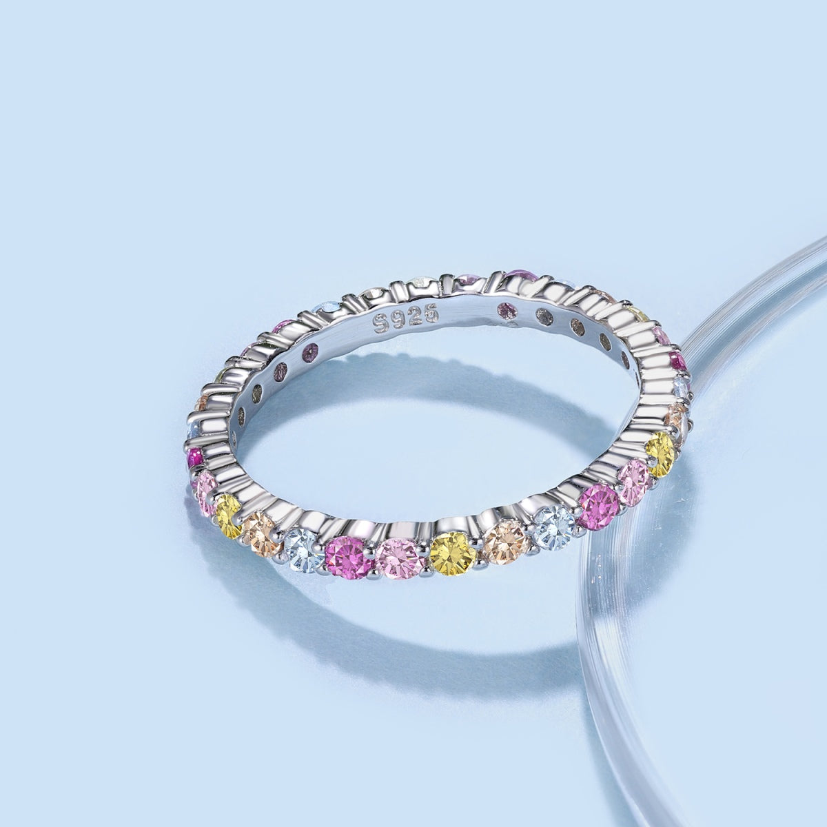 [Love's Uplift]Elegant Vivid Round Cut Daily Ring