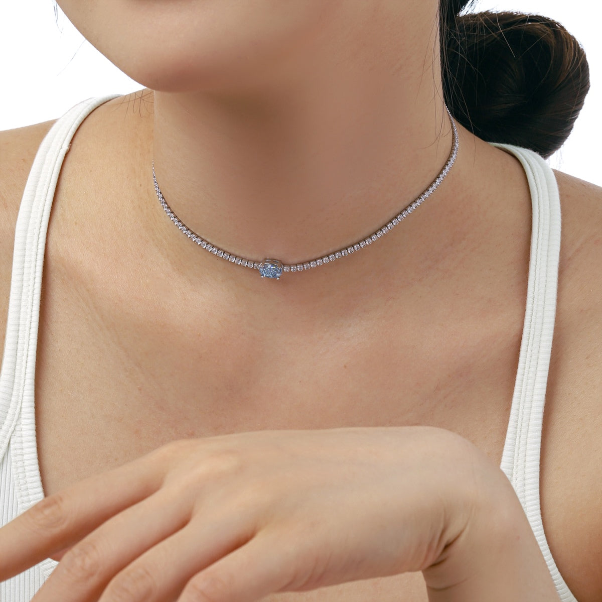 [Love's Uplift]1.0 Carat Shining Oval Cut Necklace