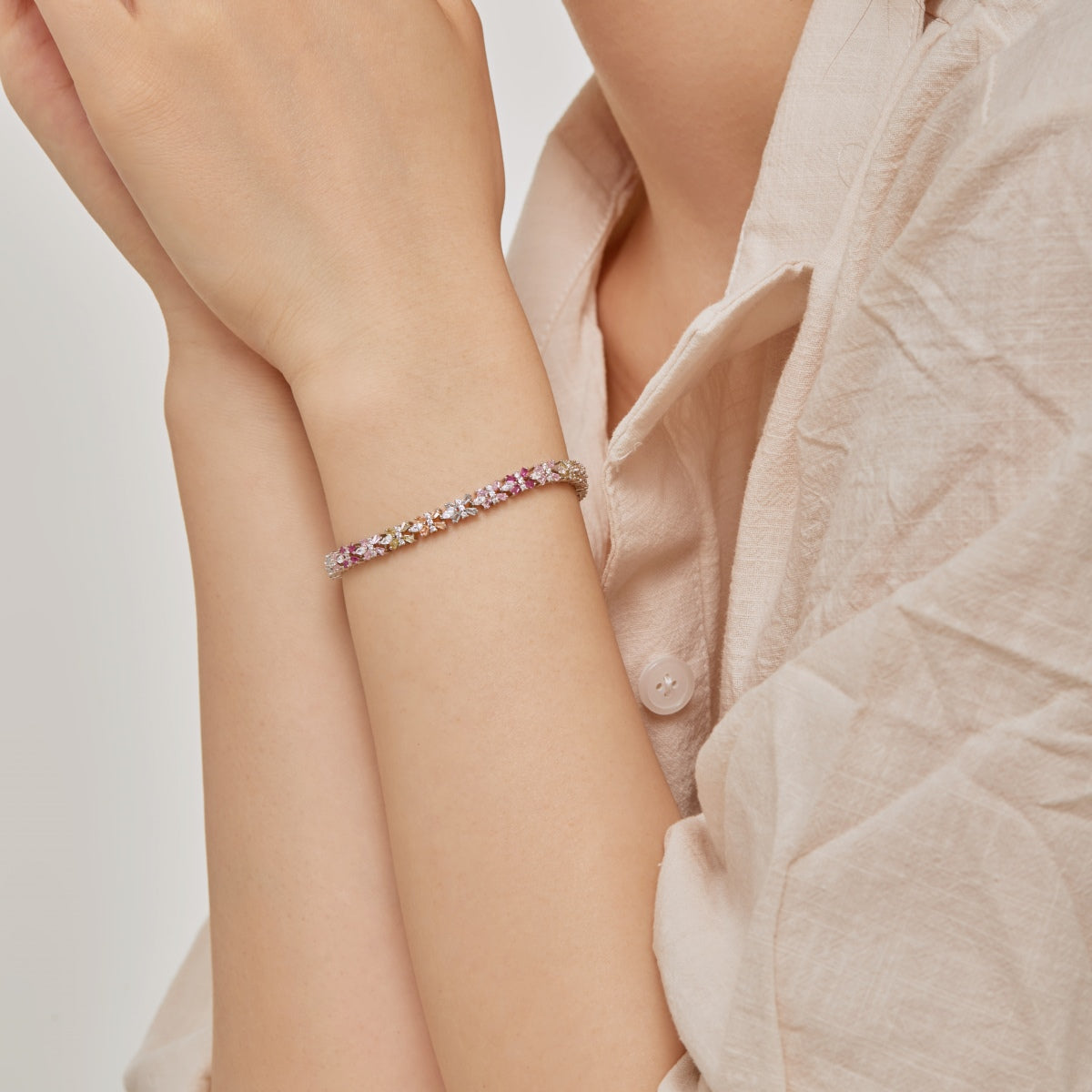 [Love's Uplift]Unique Colorful Butterfly Shape Party Bracelet