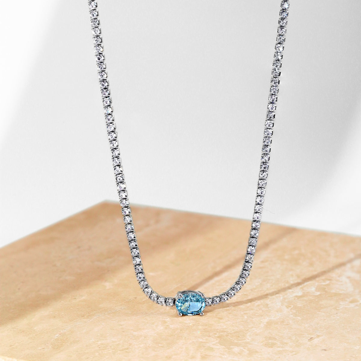 [Love's Uplift]1.0 Carat Shining Oval Cut Necklace