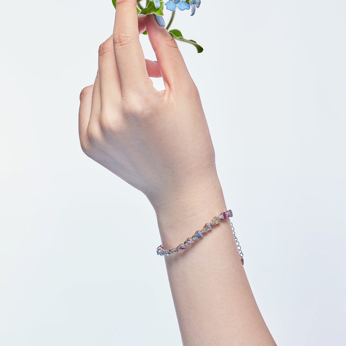 [Love's Uplift]Radiant Water Drop Shape Daily Bracelet