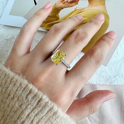 [Love's Uplift]4.0 Carat Luxurious Engagement Ring