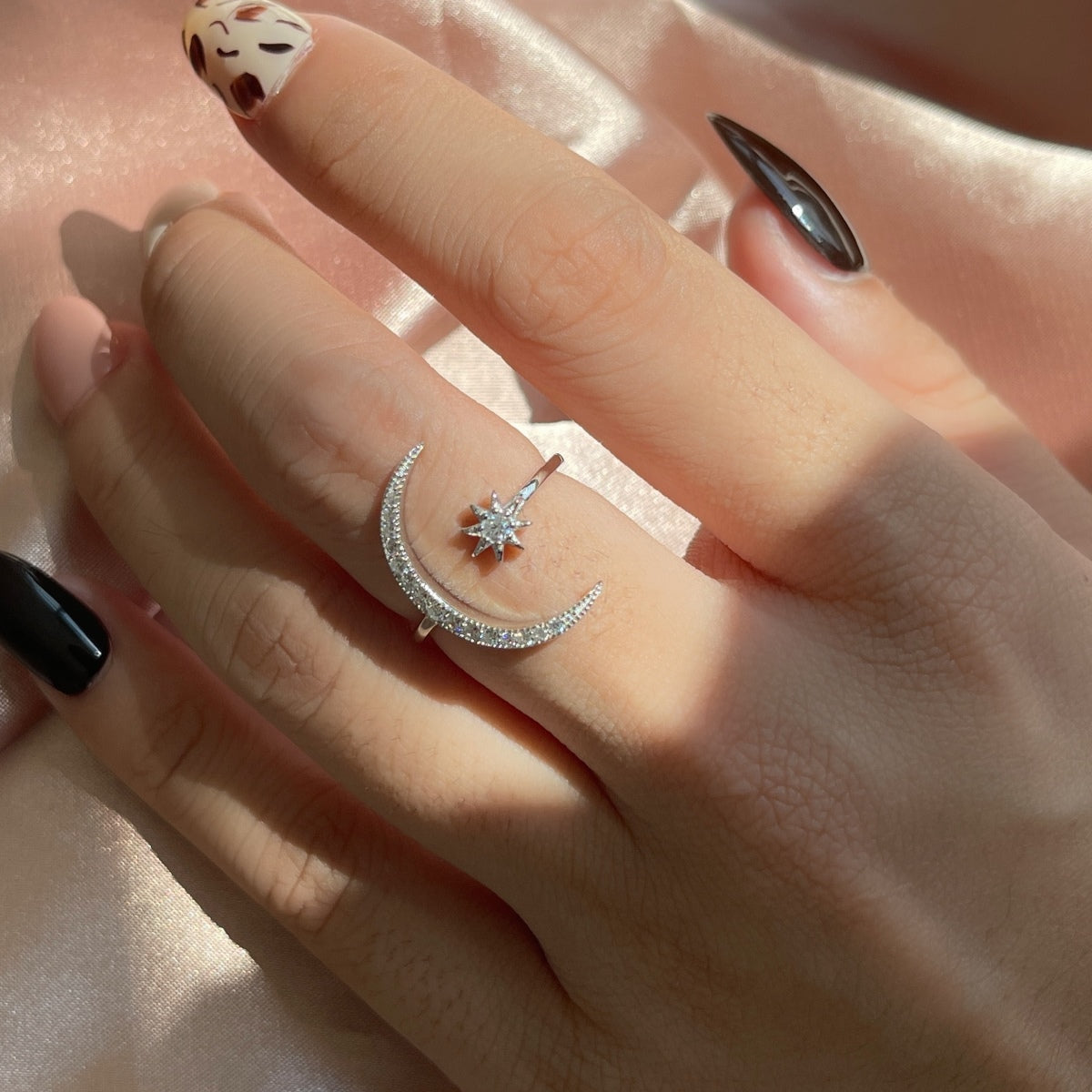 [Love's Uplift]Eternity Moon & Star Ring
