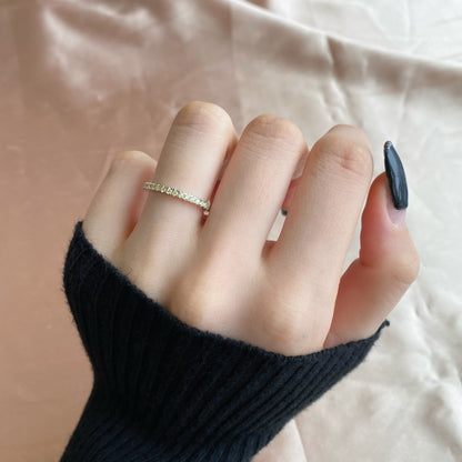 [Love's Uplift]Delicate Sparkling Round Cut Daily Ring