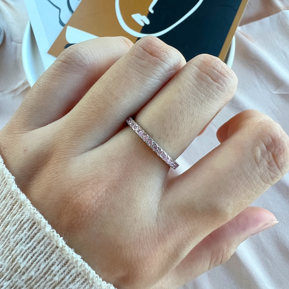 [Love's Uplift]Delicate Sparkling Round Cut Daily Ring