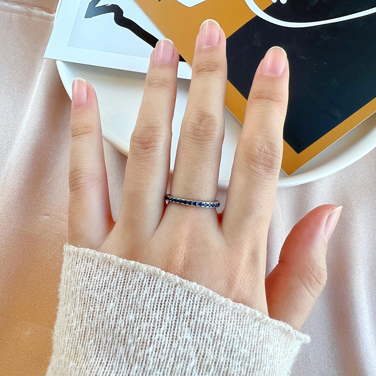 [Love's Uplift]Delicate Sparkling Round Cut Daily Ring
