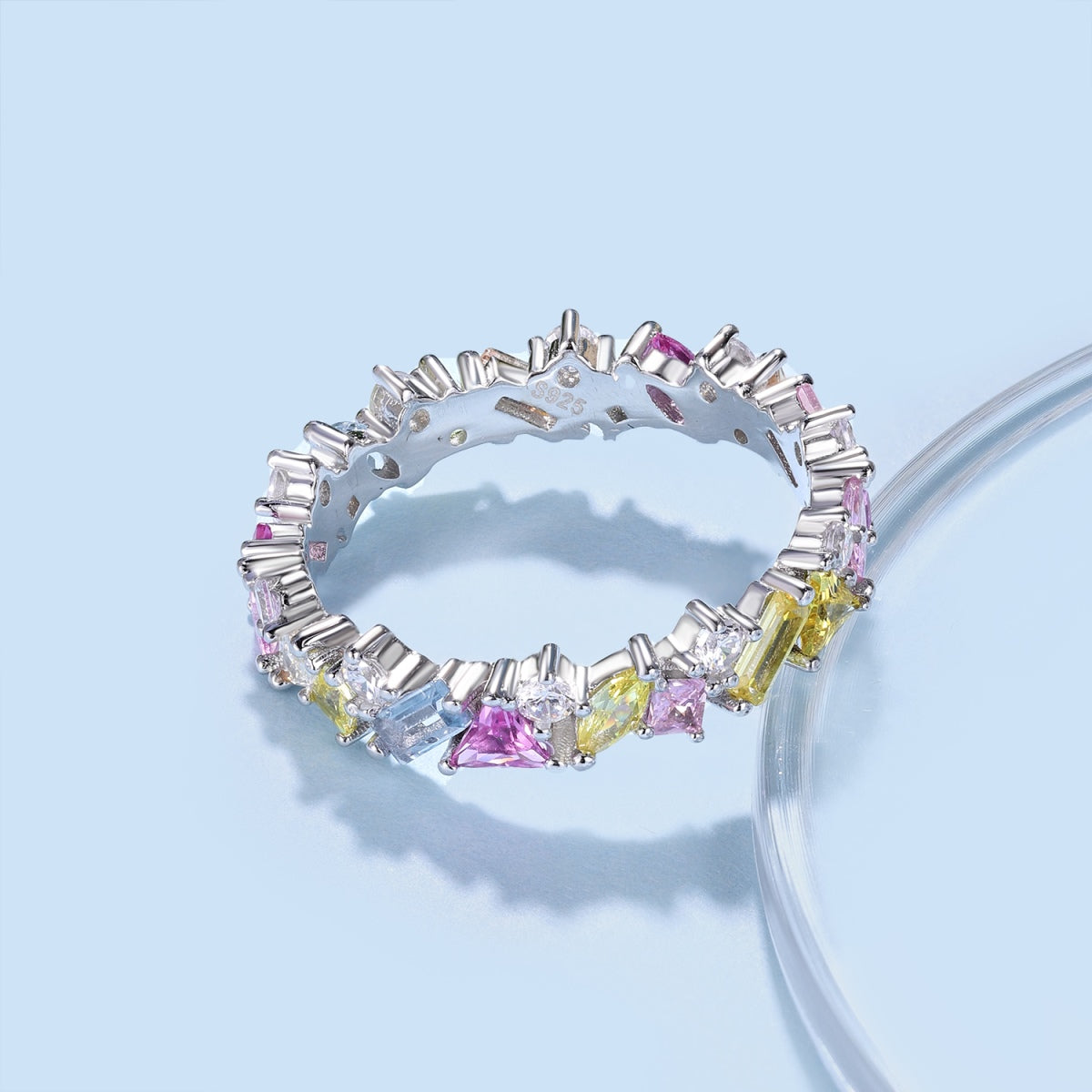 [Love's Uplift]Dazzling Polychromatic Multi cut Daily Ring