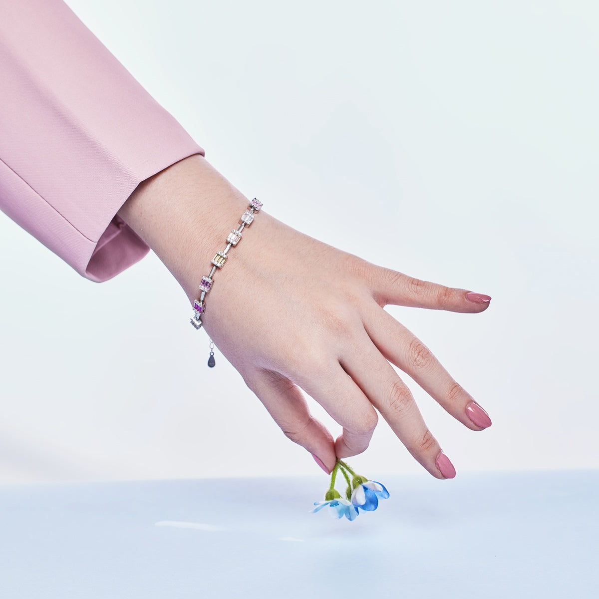 [Love's Uplift]Dainty Charming Emerald Cut Daily Bracelet