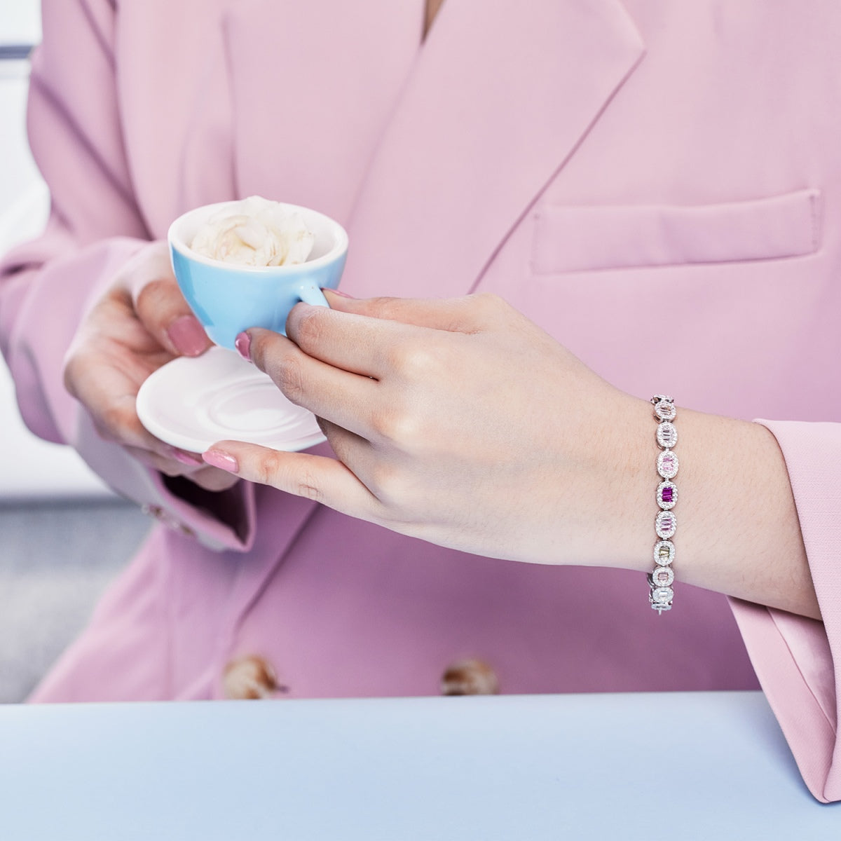 [Love's Uplift]Exquisite Ornate Emerald Cut Daily Bracelet