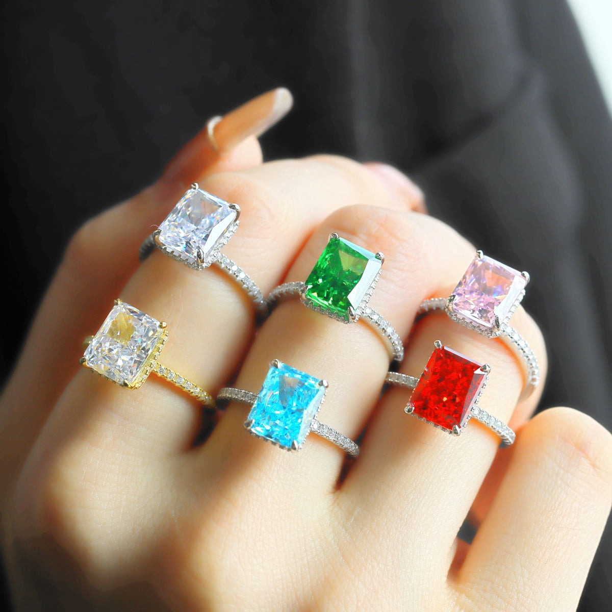 [Love's Uplift]4.0 Carat Luxurious Engagement Ring