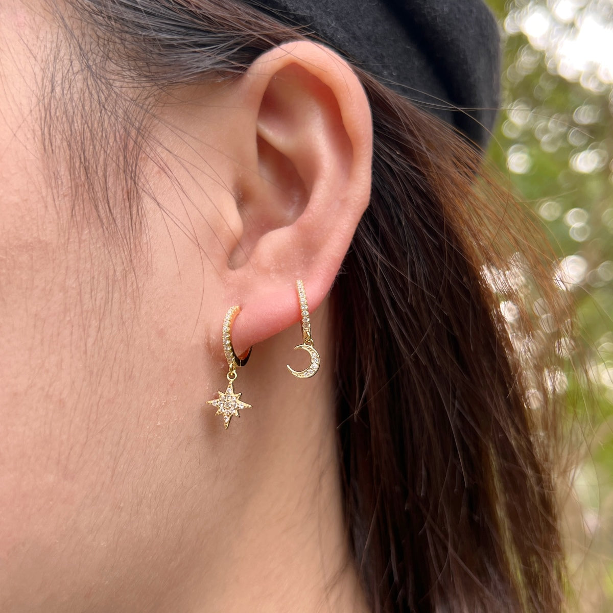 [Love's Uplift]Star and Moon Asymmetric Earrings