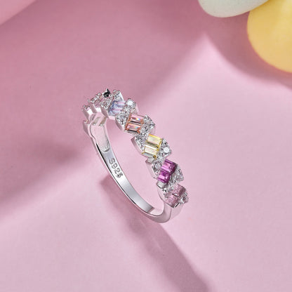 [Love's Uplift]Delicate Vibrant Emerald Cut Daily Ring