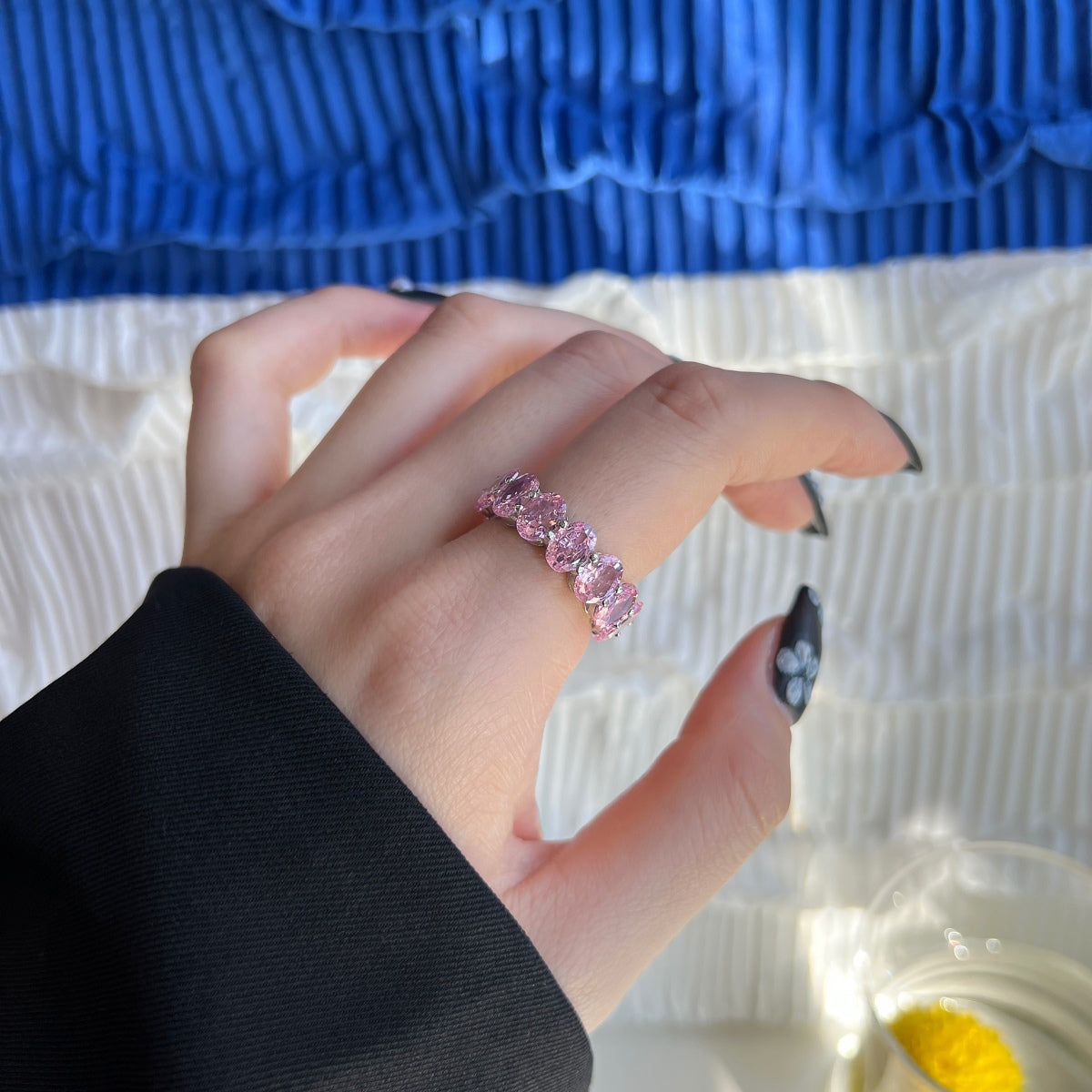 [Love's Uplift]Dainty Elongated Cushion Cut Tennis Ring