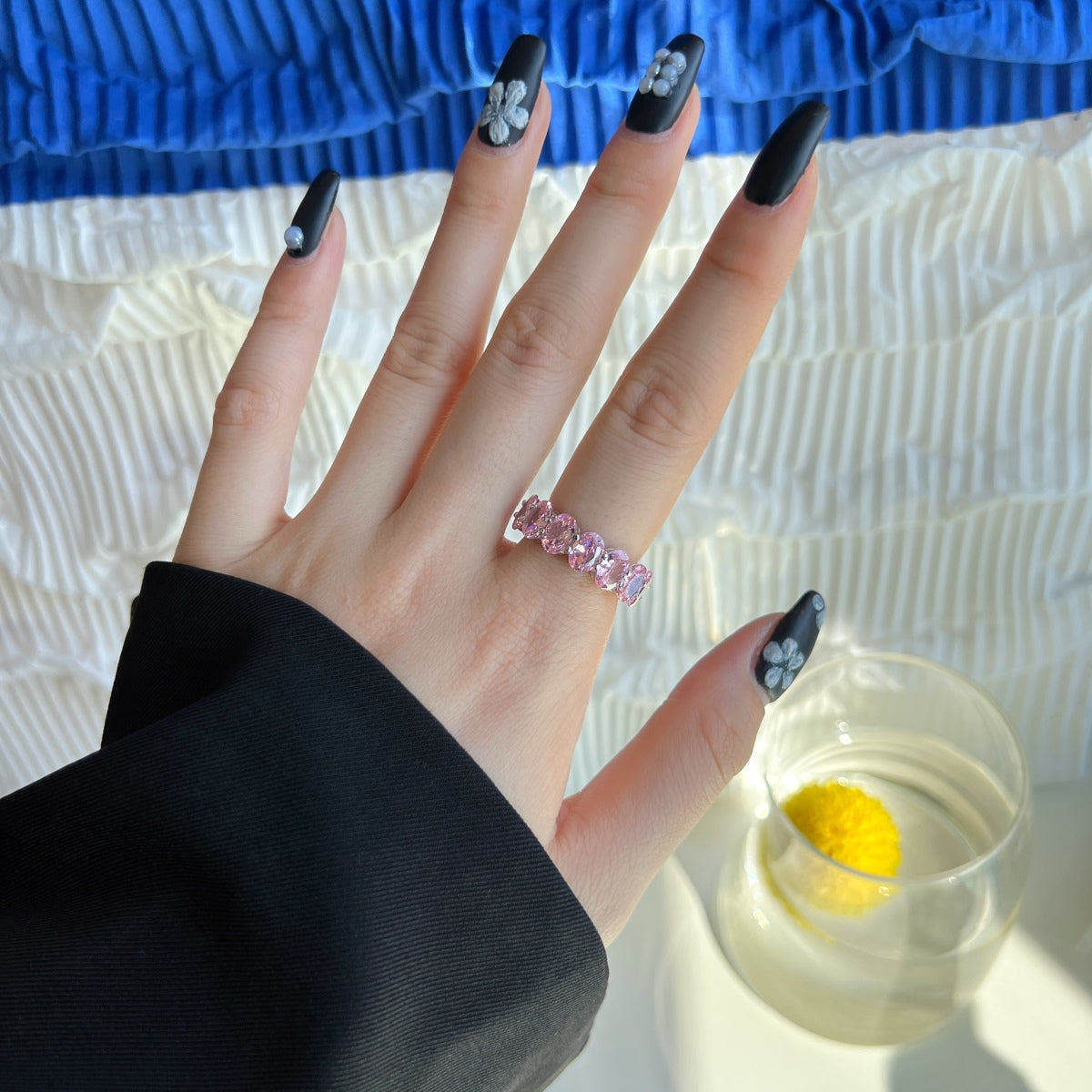 [Love's Uplift]Dainty Elongated Cushion Cut Tennis Ring