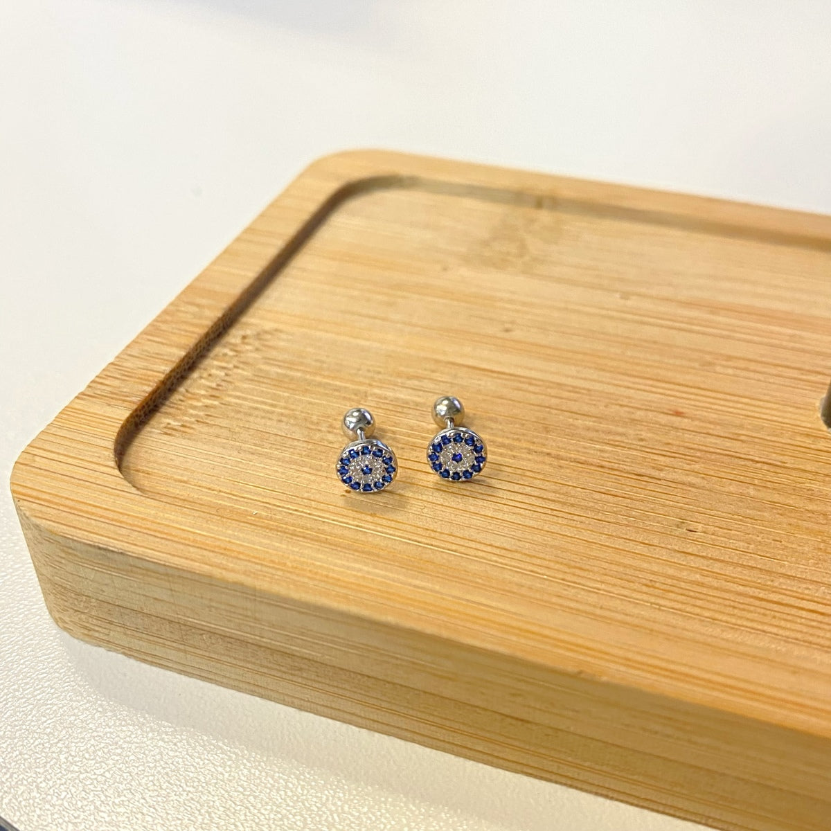 [Love's Uplift]Devil's Eye Ear Bone Nail Earrings