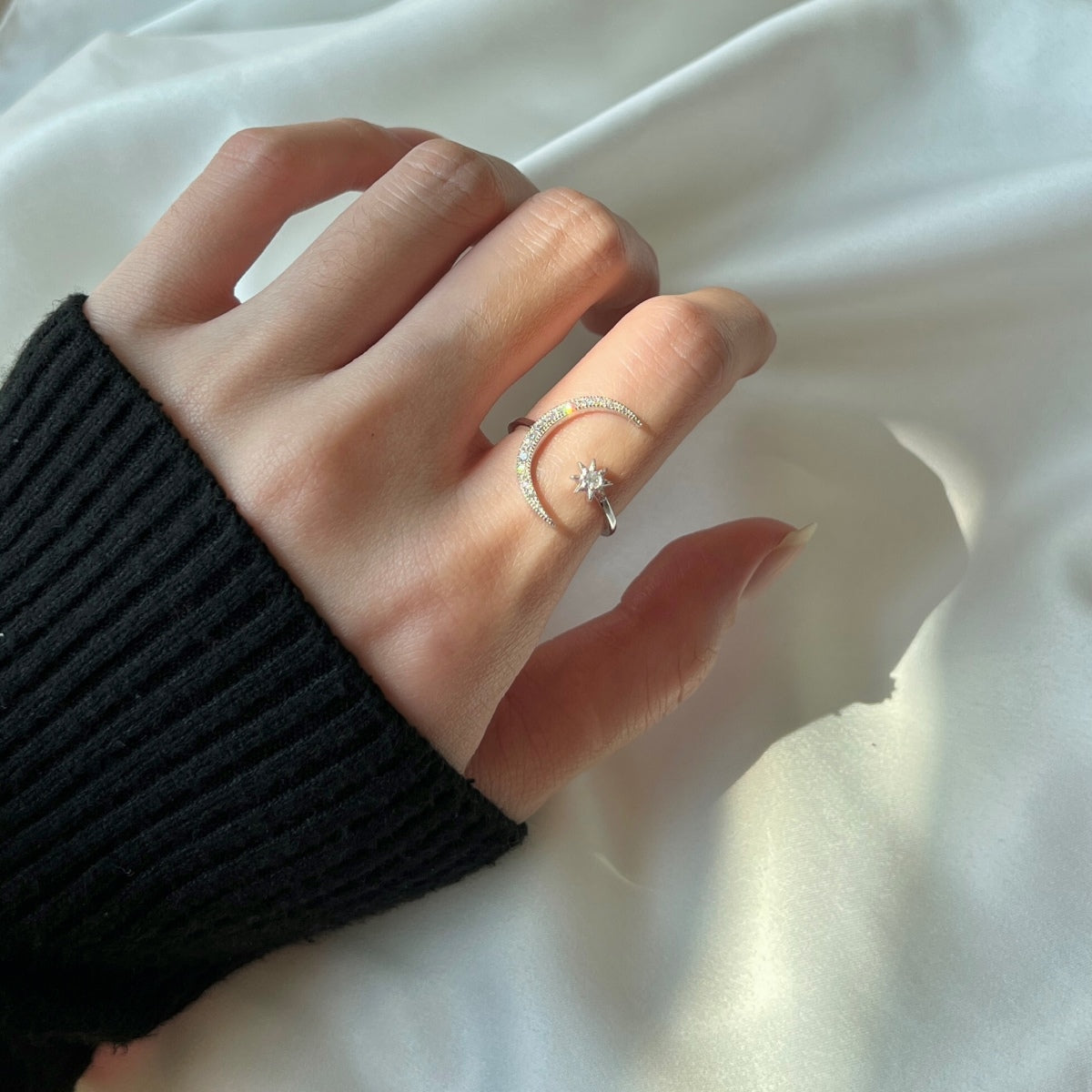 [Love's Uplift]Eternity Moon & Star Ring