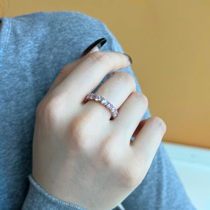 [Love's Uplift]Eternity Round Cut Tennis Ring