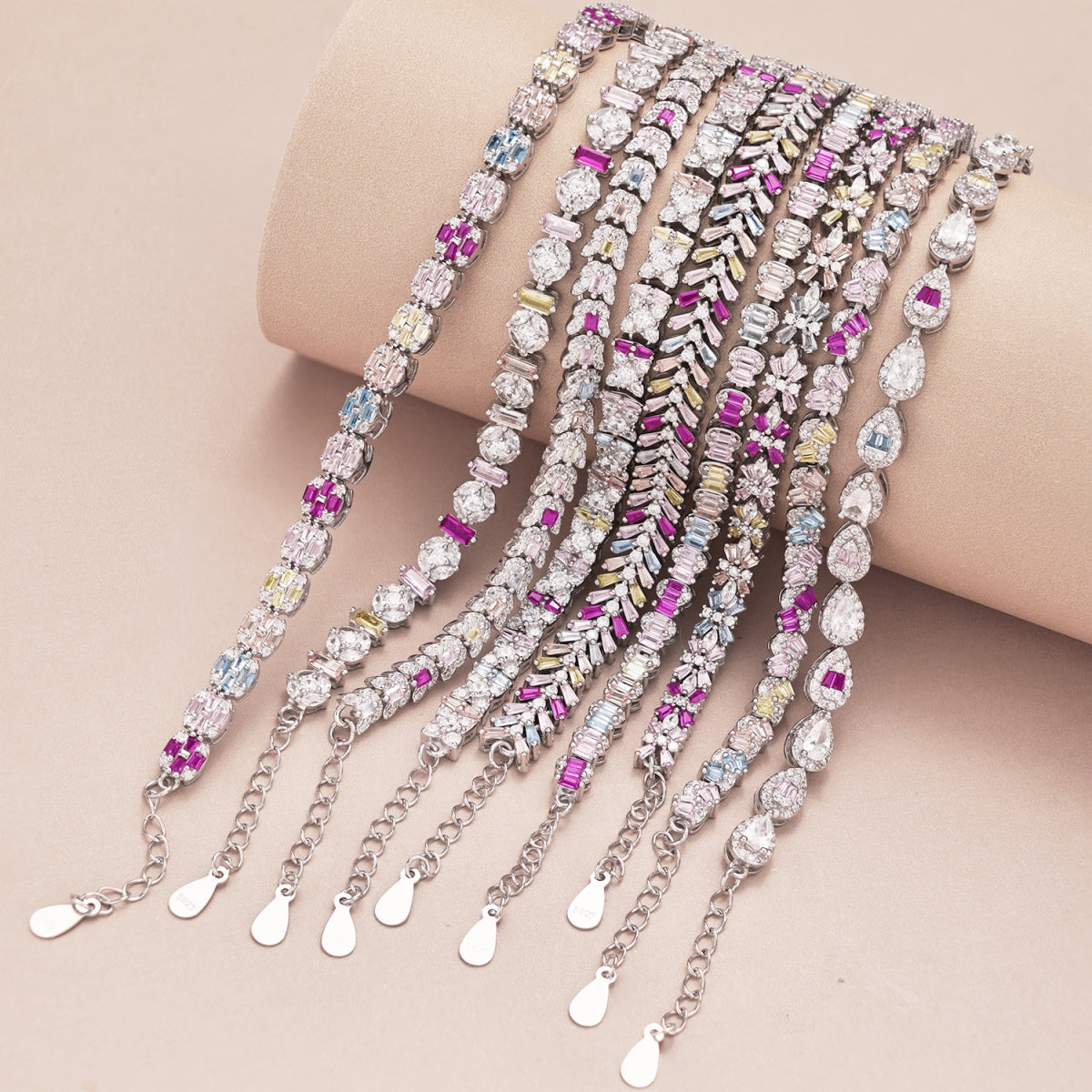 [Love's Uplift]Unique Colorful Flower Shape Daily Bracelet