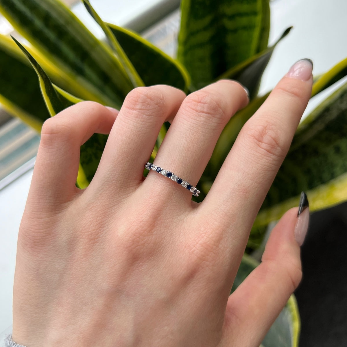 [Love's Uplift]Exquisite Colorful Round Cut Tennis Ring