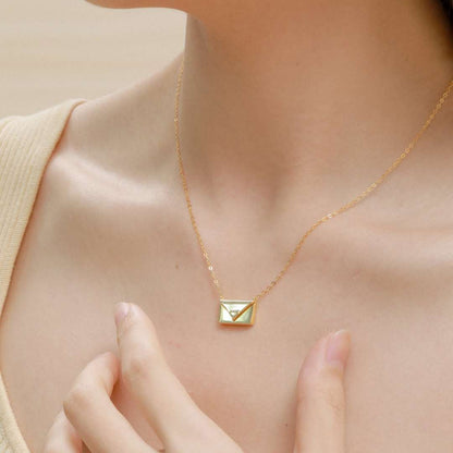 [Love's Uplift]Envelope Heart Shape Mother's Day Necklace