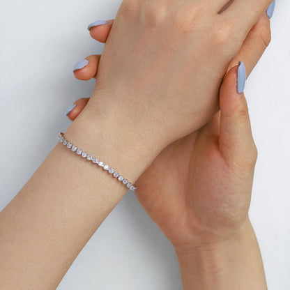 [Love's Uplift]Ornate  Sparkling Round Cut Daily Bracelet