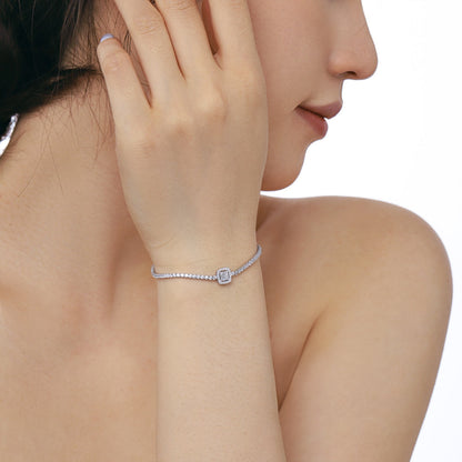 [Love's Uplift]Luxurious Dazzling Square Shape Banquet Bracelet