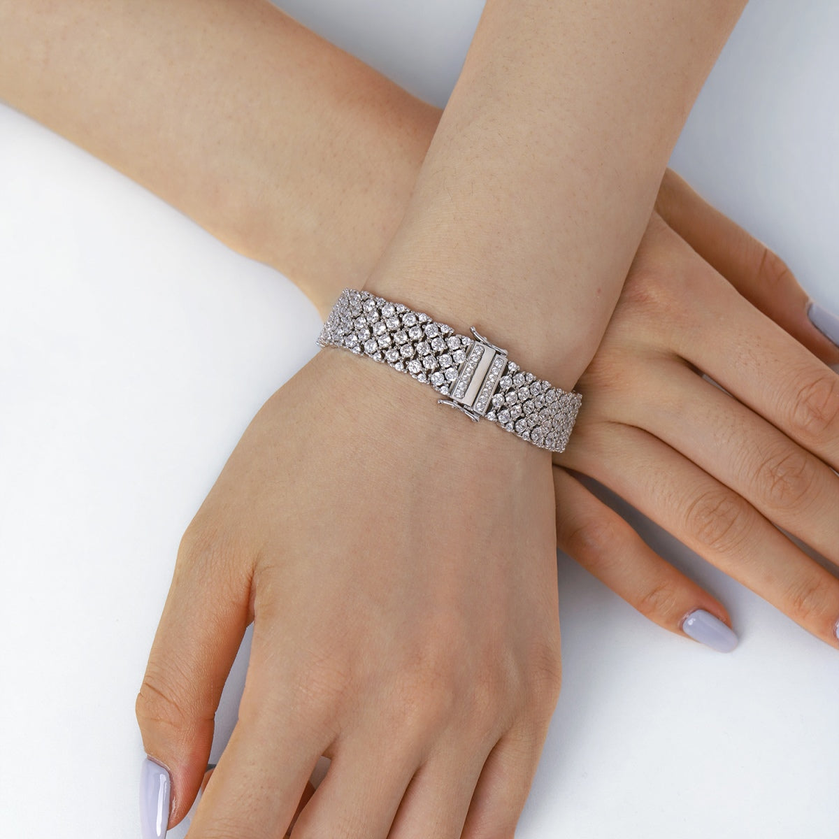[Love's Uplift]Ornate Elegant Round Cut Party Bracelet