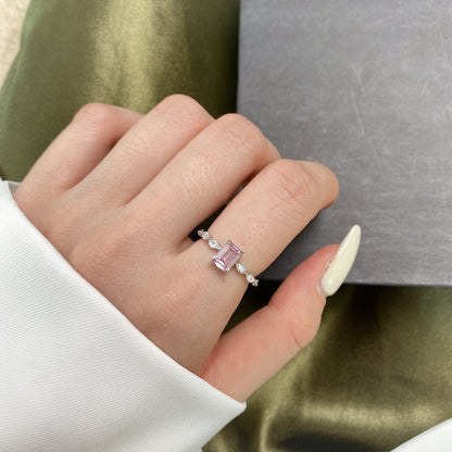 [Love's Uplift]1.0 Carat Dainty Resplendent Radiant Cut Daily Ring