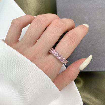 [Love's Uplift]Elegant Princess Cut Tennis Ring