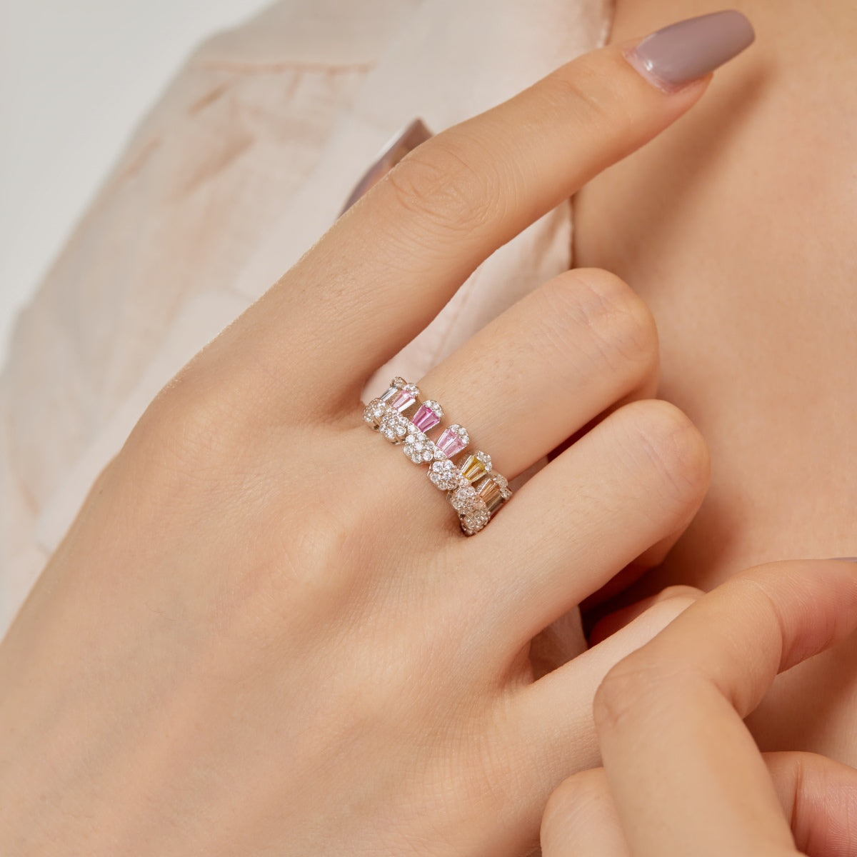 [Love's Uplift]Gorgeous Radiant Cut Daily Ring