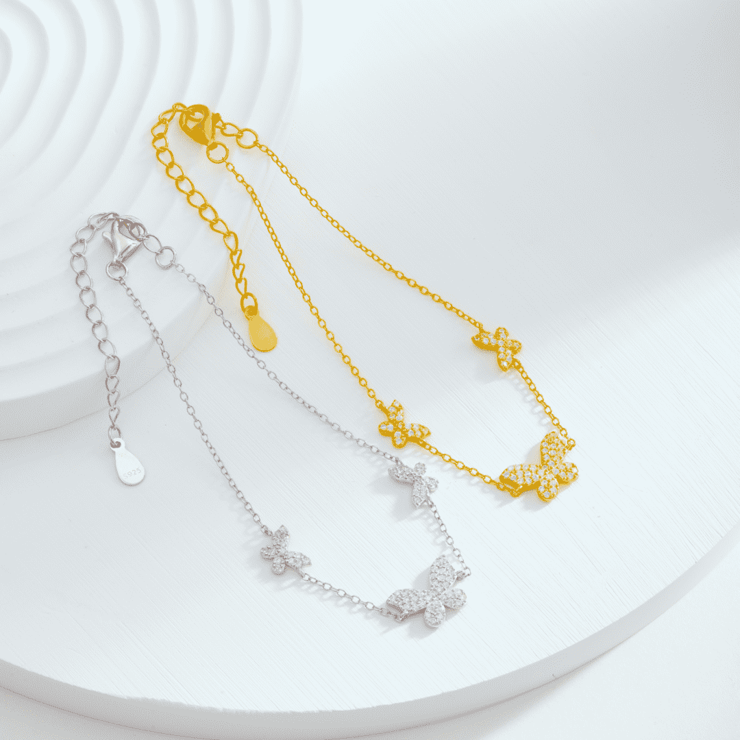 [Love's Uplift]Delicate Butterfly Pendant Bracelet