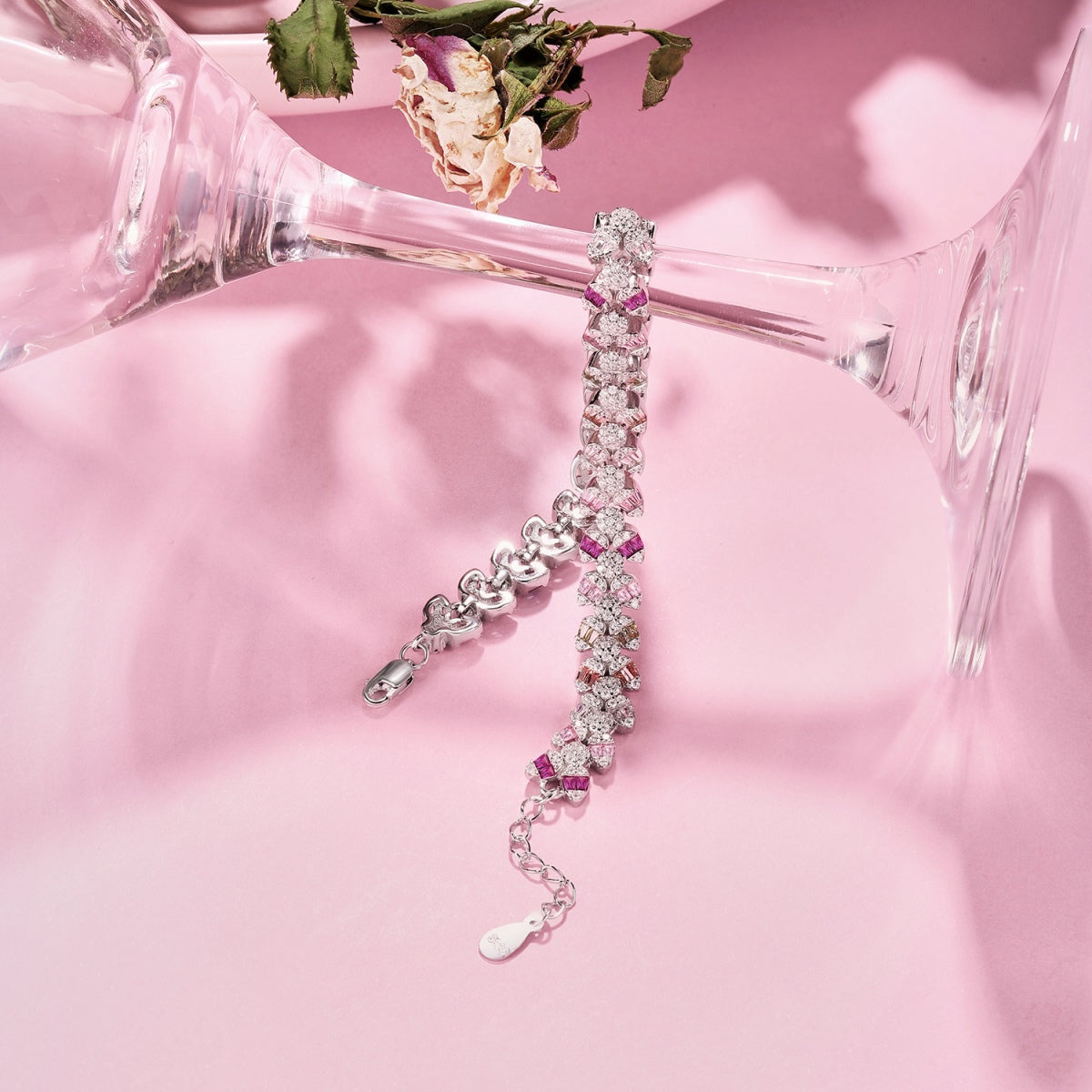 [Love's Uplift]Dainty Exquisite Flower Shape Daily Bracelet