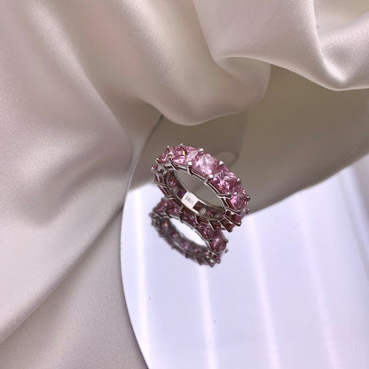 [Love's Uplift]Elegant Princess Cut Tennis Ring