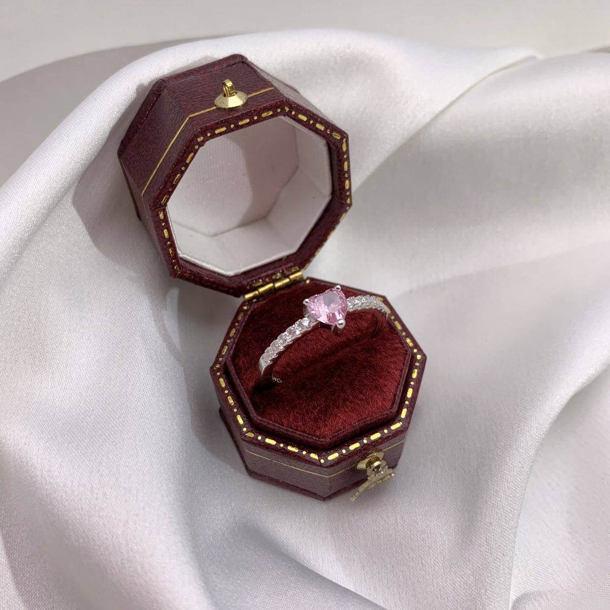 [Love's Uplift]0.5 Carat CaratEternity Charming Heart Shape Lover Ring