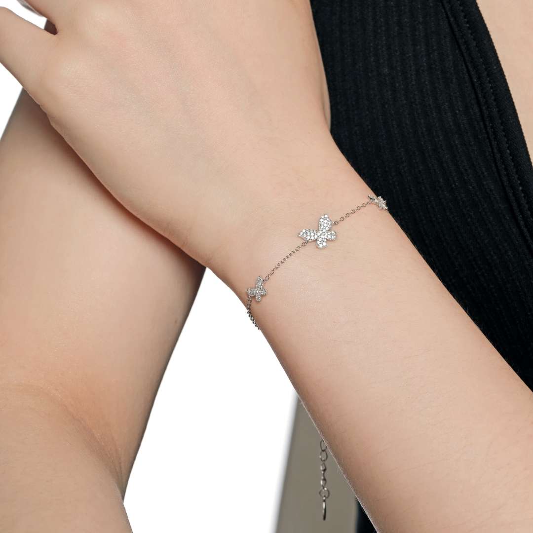 [Love's Uplift]Delicate Butterfly Pendant Bracelet