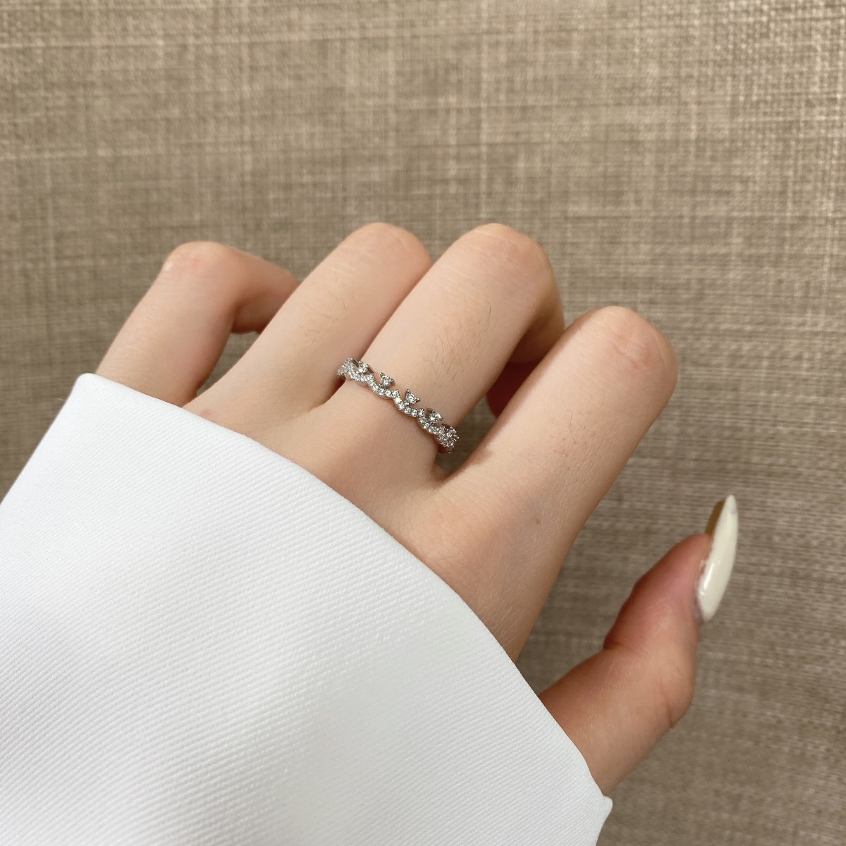 [Love's Uplift]Elegant Resplendent Round Shape Party Ring