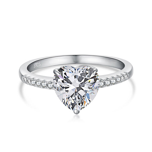 [Love's Uplift]2.0 Carat Dazzling Lustrous Heart Cut Lover Ring