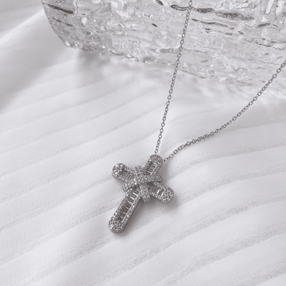 [Love's Uplift]Gypsophila With Dimonds Necklace